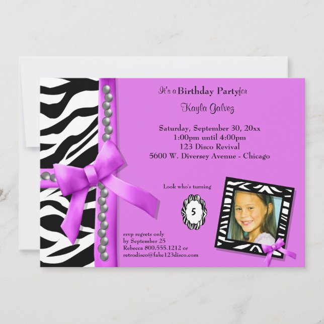 Invitación de Cumpleaños Rosa Brillante y con Raya (Anverso)