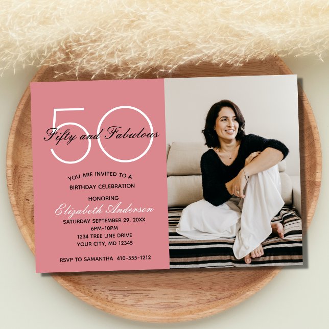Invitación de cumpleaños rosa, foto 50 y fabuloso (50th Birthday Party Invitation for her in Pink with Photo)