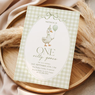 Invitación de cumpleaños Sage Green One Silly Goos