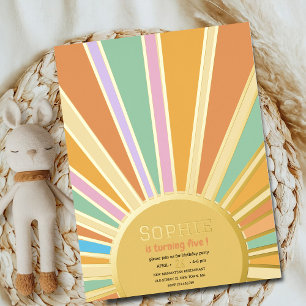 invitación de cumpleaños sol grande dorado con ray