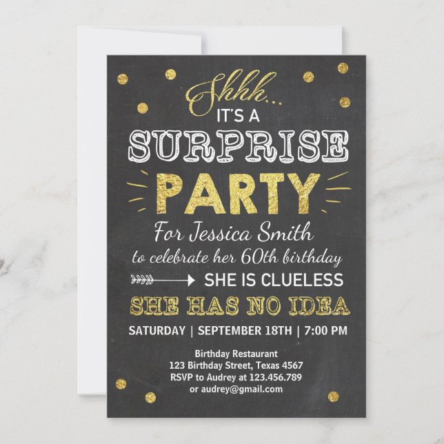 Invitación de cumpleaños sorpresa Chalkboard Gold (Anverso)