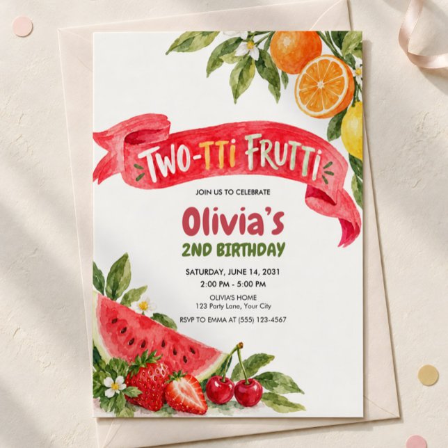 Invitación de cumpleaños Tutti Frutti 2do cumpleañ (Tutti Frutti second birthday invitation with an envelope.)