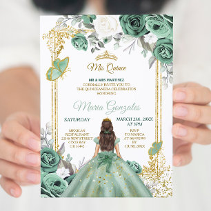 Invitación de cumpleaños verde y blanco de mis Qui