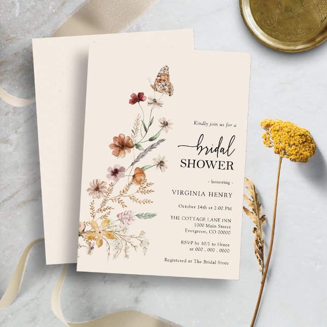 Invitación de Despedida de Soltera Floral Boho (Wildflower Floral Boho Bridal Shower Invitation with Butterfly by Painted Paperie
)