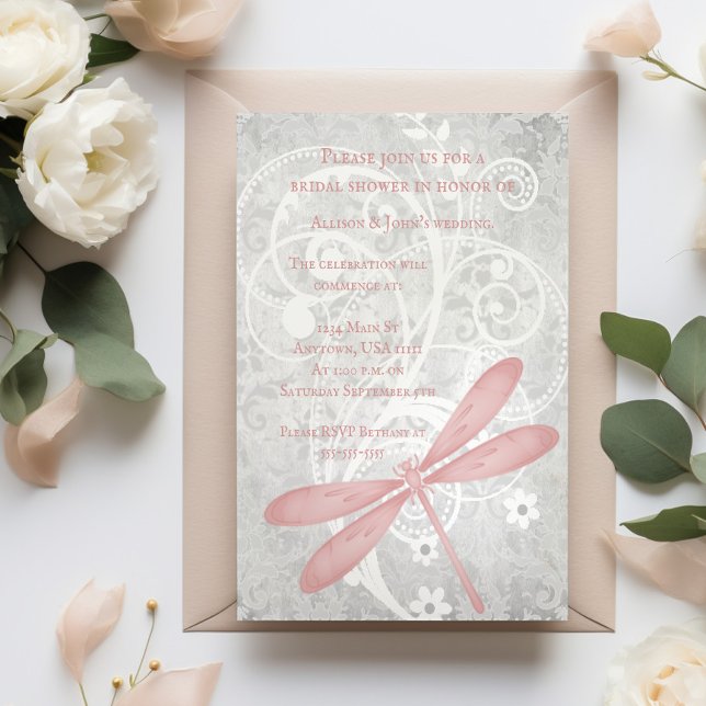 Invitación de ducha de novia con alcohol rosa (Pink Dragonfly Bridal Shower Invitation)
