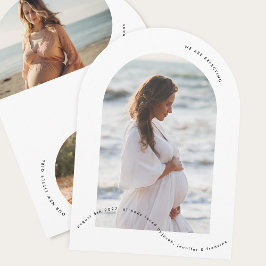 invitación de embarazo de bebé con arco fotográfic