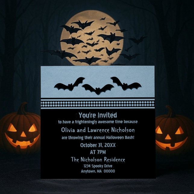 Invitación de fiesta de Halloween con batty Gone,  (Light Blue Gone Batty Halloween Party Invitation)