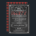 Invitación de Fiesta de Navidades de chalkboard y<br><div class="desc">Un fondo de pizarra en la parte delantera con un clásico búfalo rojo en la parte trasera,  no puede ser más acogedor. Fácil de personalizar con la información de su fiesta.</div>