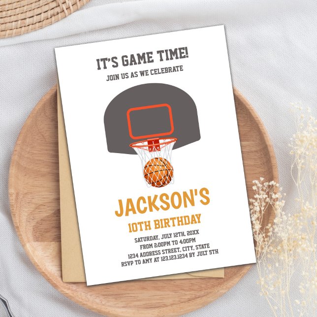Invitación de Fiesta deportivo para niños con edic (Basket Orange Ball Basketball Invitations)