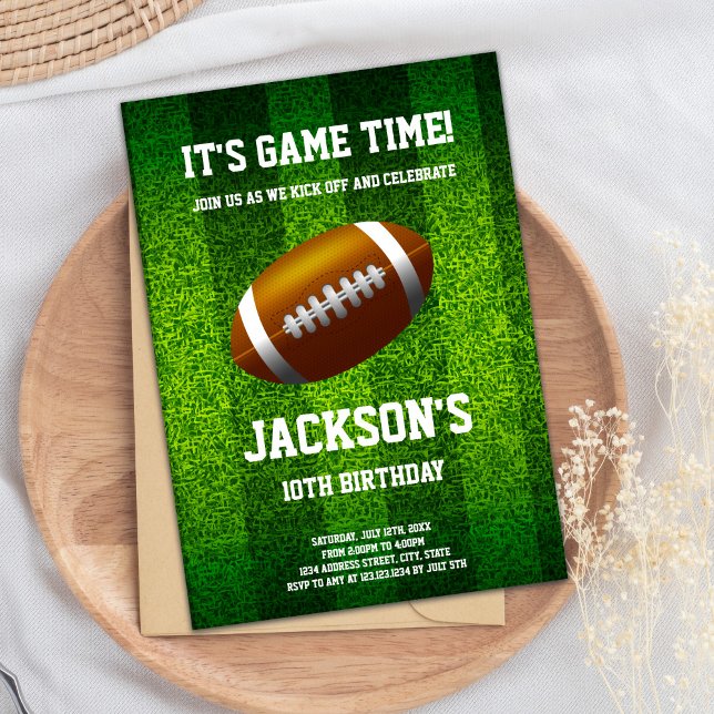 Invitación de Fiesta deportivo para niños en exter (Grass Football Birthday Invitations)