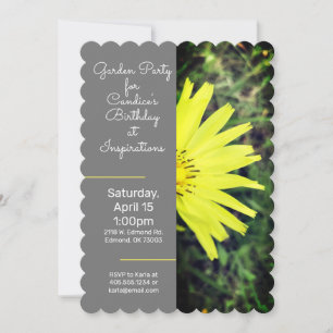 Invitación de flor amarilla de fiesta en el jardín