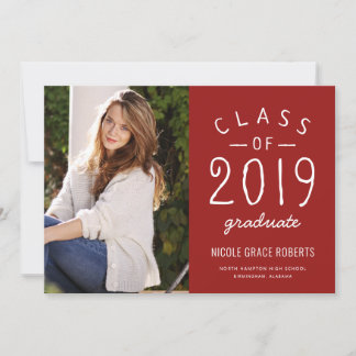 Invitación de foto de graduación con mano en rojo