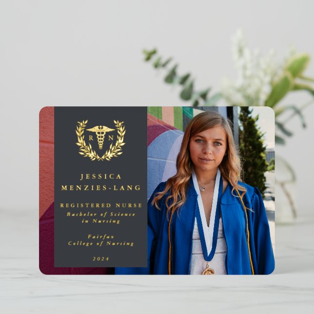 Invitación de foto de graduación Gray RN Caduceus (Anverso de pie)