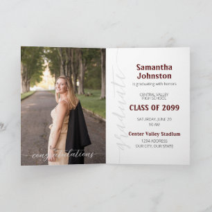 Invitación de foto moderna con guión de graduado d