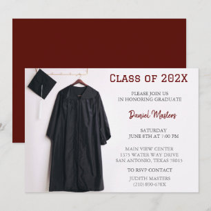 Invitación de gorra y toga de fiesta de graduación