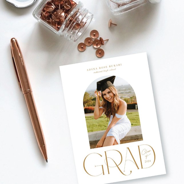 Invitación de graduación blanca de Arch One Photo (Subido por el creador)