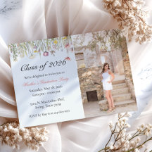 Invitación de graduación con foto de jardín de flo