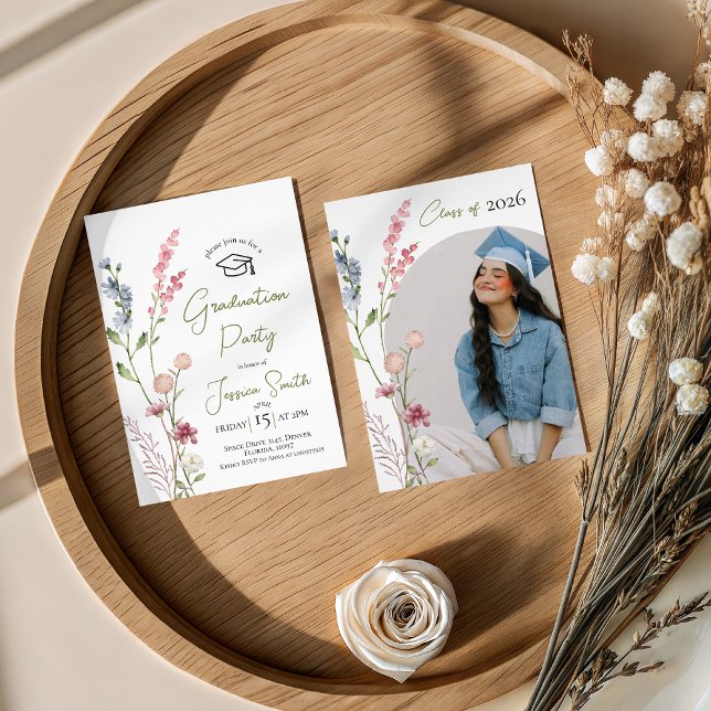 Invitación de Graduación con Ilustración de Flor S (Subido por el creador)