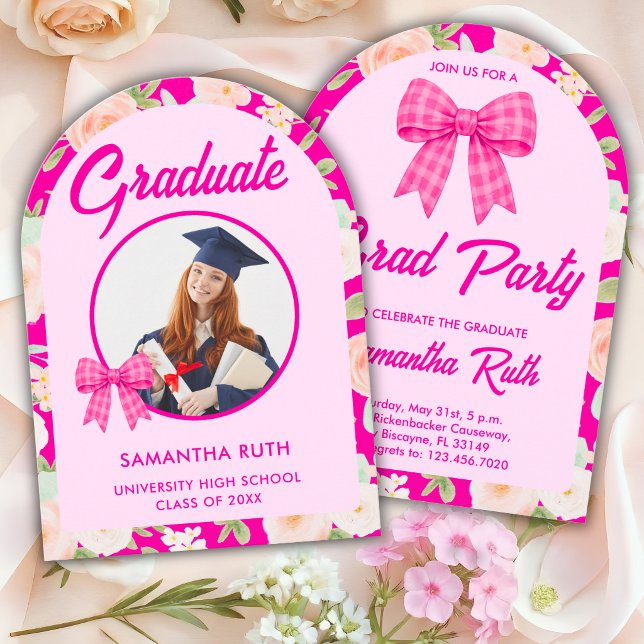 Invitación de graduación con lazo de gingham rosa  (Subido por el creador)