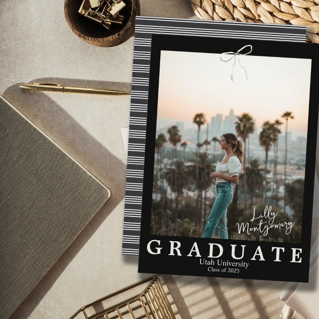 Invitación de graduación de coqueta en franja negr (Subido por el creador)