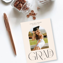 Invitación de graduación de crema de fotos con arc