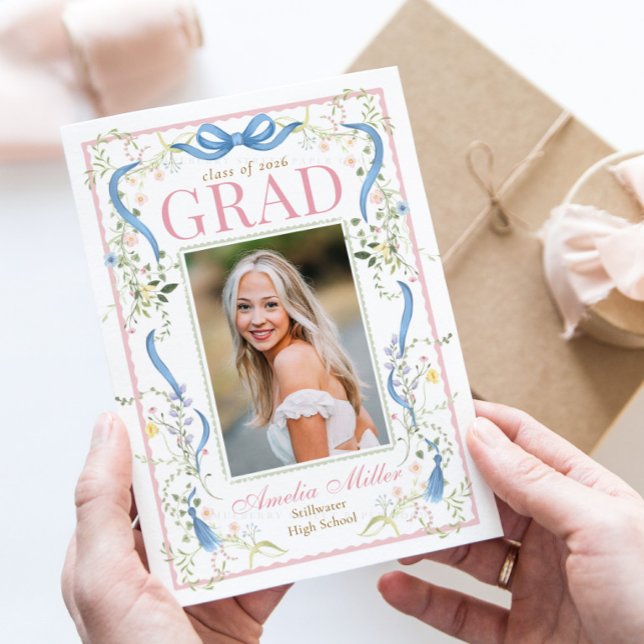 Invitación de Graduación de Fancy Florals (Subido por el creador)