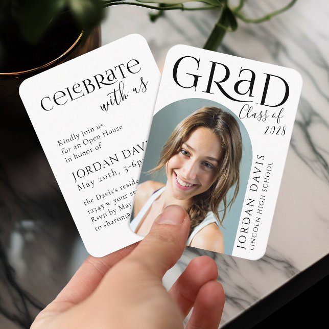 Invitación de Graduación de Foto de Arco Moderno (Modern Arch Photo Graduation Announcement)