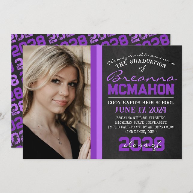 Invitación de graduación de foto de cartón púrpura ( Repeating Class Year 1 & 2 Photo Graduation Invitations & Announcements)