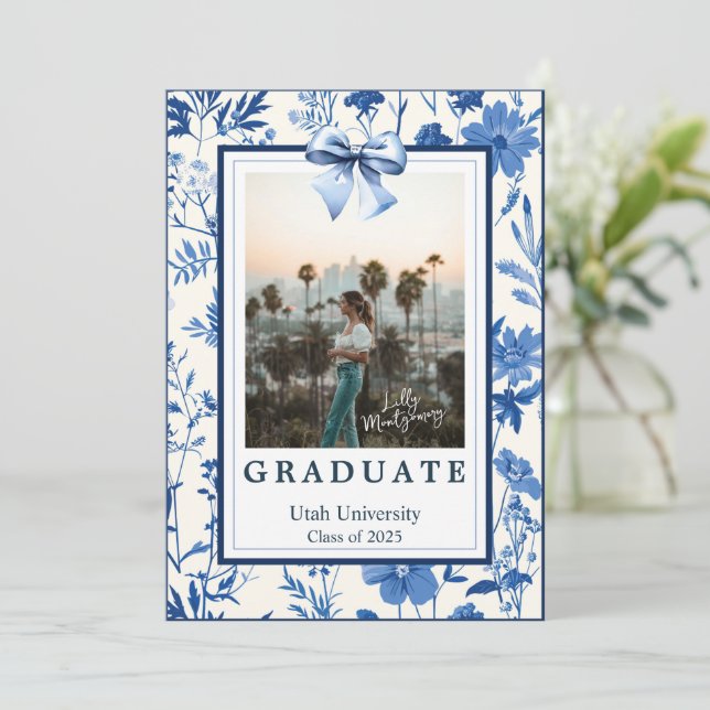 Invitación de Graduación de Foto de Coquette Toile (Anverso de pie)