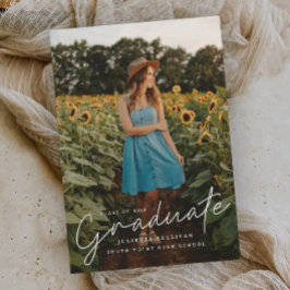 Invitación de graduación de foto simple con guión 