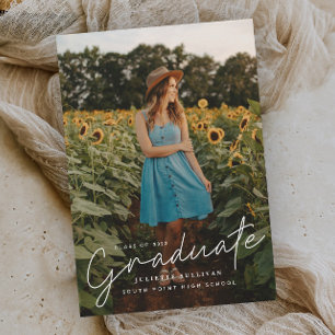 Invitación de graduación de foto simple con guión
