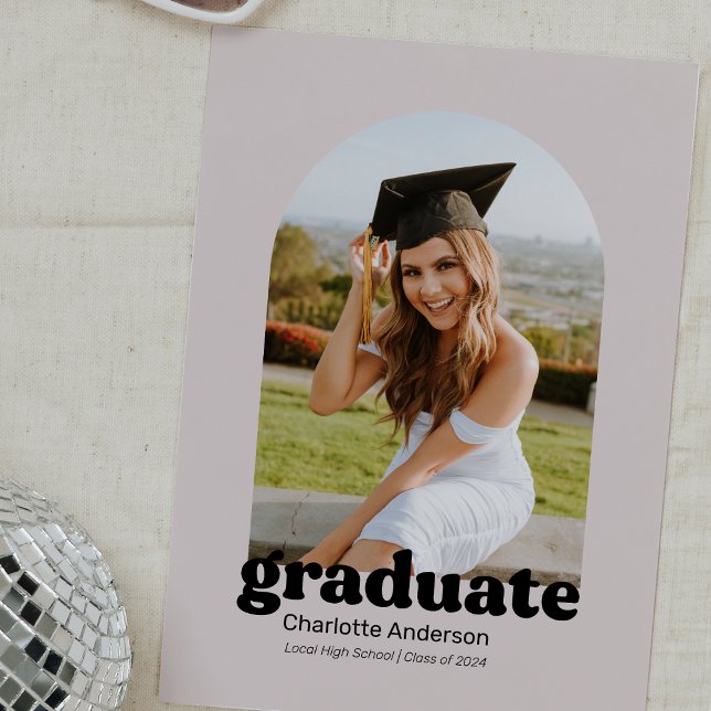 Invitación de graduación de moda retro en Rubor (Subido por el creador)