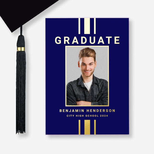 Invitación de graduación de Oro Azul de la Marina  (Custom Photo Navy Blue Gold Graduation Announcement Card.)