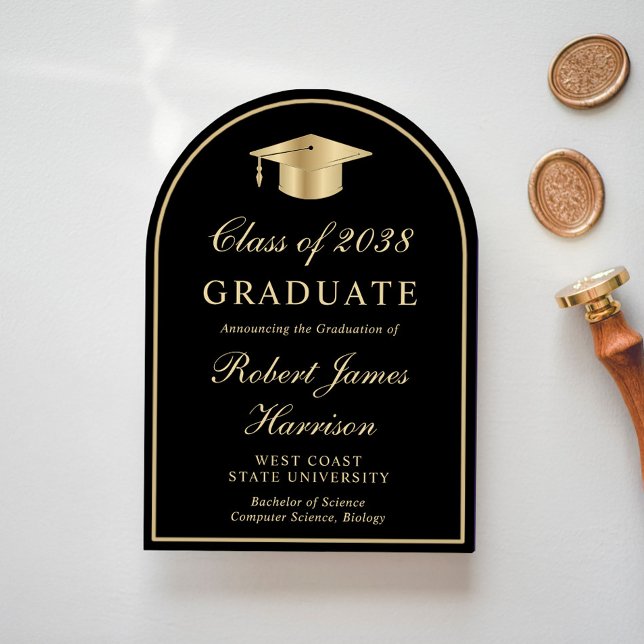 Invitación de graduación de oro negro de Arch Phot (An elegant arch-shaped graduation announcement to celebrate the graduate's achievements)