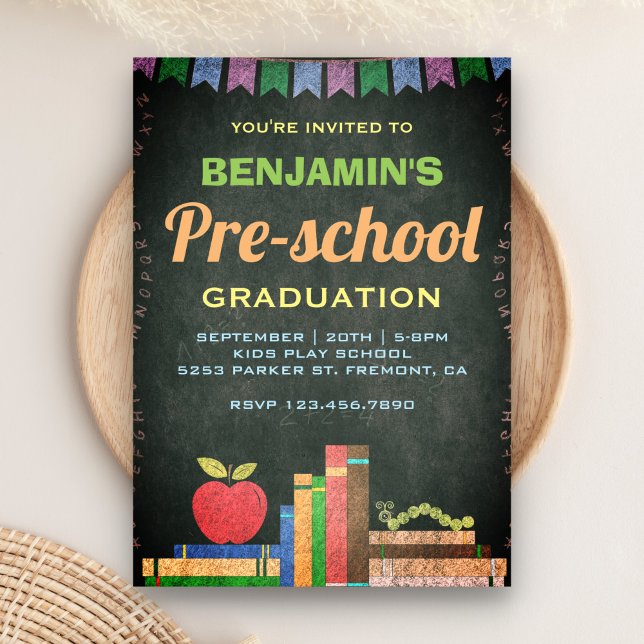 Invitación de graduación de preescolar con pizarra (Subido por el creador)