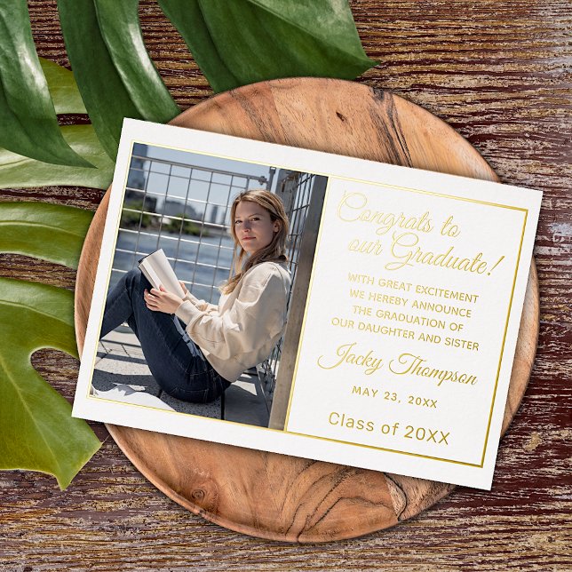 Invitación de graduación de Relieve metalizado dor (Subido por el creador)