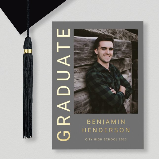 Invitación de graduación de Relieve metalizado dor (Subido por el creador)