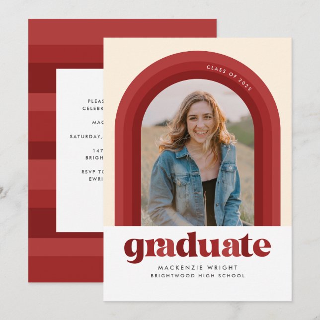 Invitación de graduación del arco retro rojo (Anverso / Reverso)