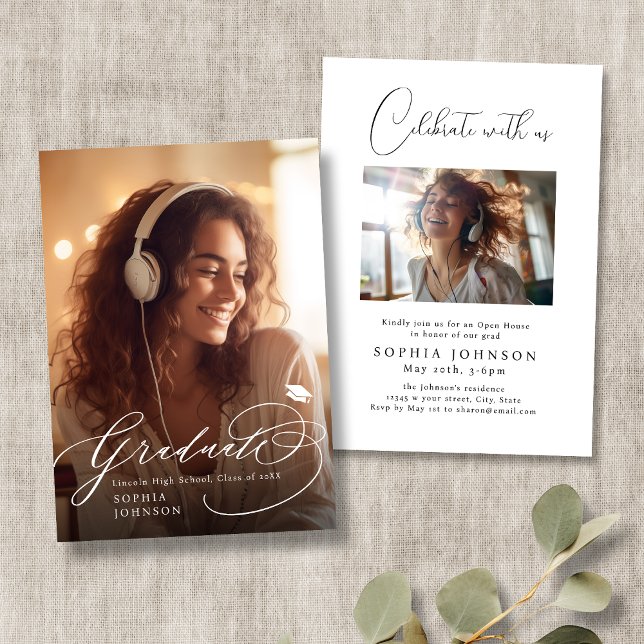 Invitación de graduación fotográfica moderna de ca (Modern Calligraphy Photo Graduation Announcement)