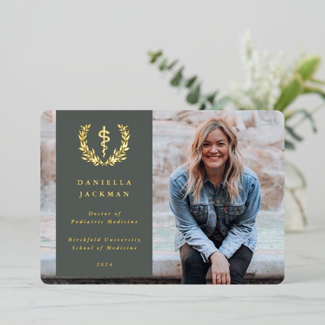 Invitación de Graduación Médica del Asclepio Verde (Anverso de pie)