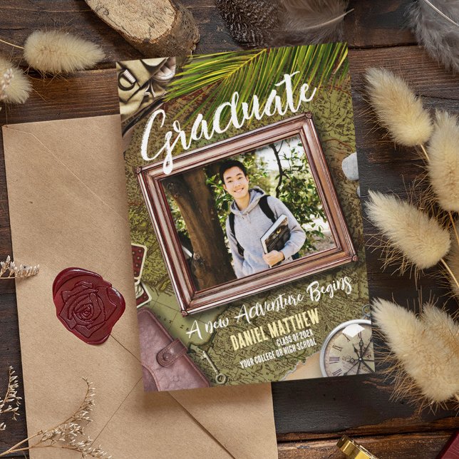 Invitación de graduación personalizada de aventure (Subido por el creador)