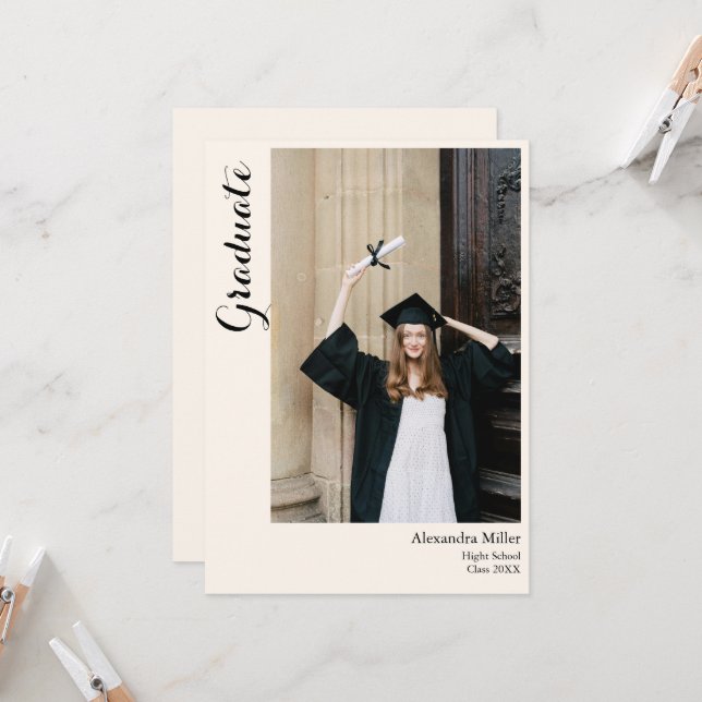 Invitación de Graduación Simple Neutral (Anverso/Reverso In Situ)