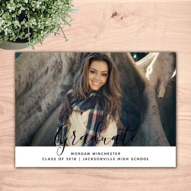 Invitación de graduación simple y elegante | Blanc (White Simple Elegant Graduation Announcement)