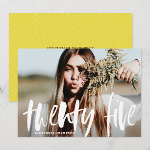 Invitación de Graduación Tipografía Pincel Blanco 