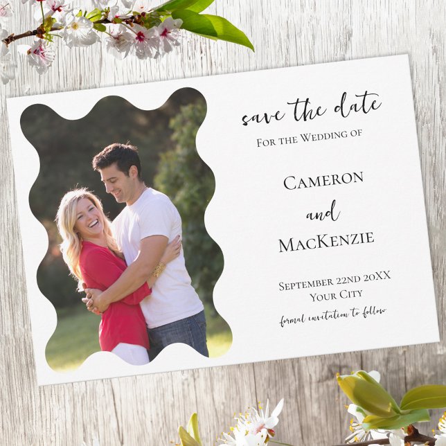 Invitación de guardar la fecha de boda con foto on (Modern wavy frame photo wedding save the date invitation announcement with custom text)