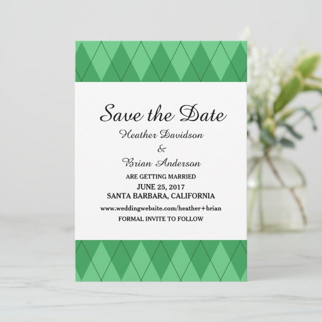 Invitación de Guardar la Fecha Green Argyle (Anverso de pie)