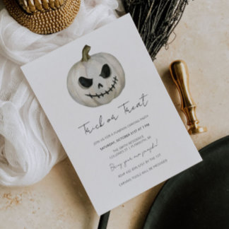 Invitación de Halloween con trucos o trucos