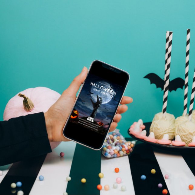 Invitación de Halloween de la Luna y Bony Hand (Subido por el creador)