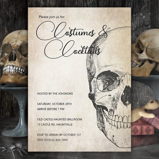 Invitación de Halloween Invitación Fiesta de cráne (Antique Skull Halloween Invitation Template. Editable Costumes & Cocktails Halloween Party Invite)