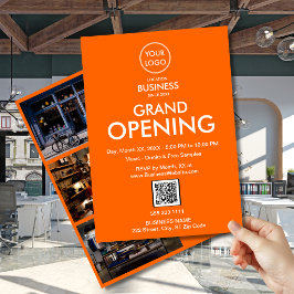 Invitación de inauguración naranja con logotipo de